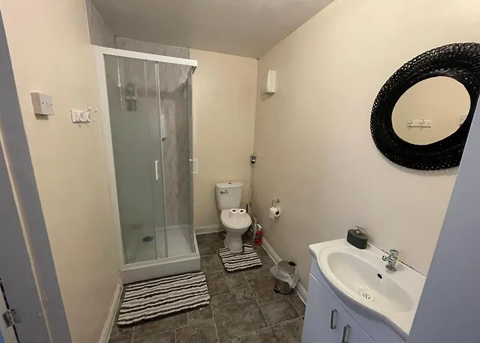 Ensuite Studio Bristol